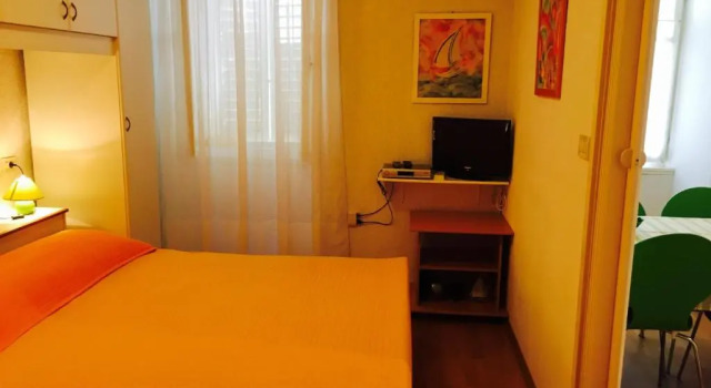 Apartment Filipas, Prenota Appartamento Hotel a Isole Quarnerine con parcheggio, Parcheggio