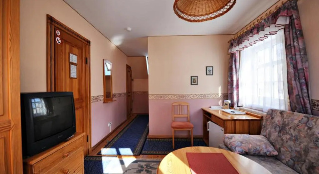 Трёхместный номер Standard с балконом Villa Johanna Guesthouse