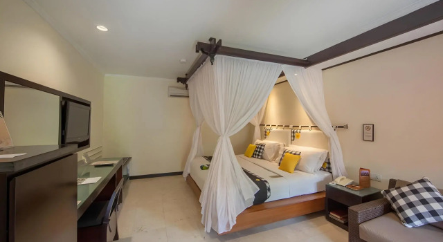 Legian Beach Villas