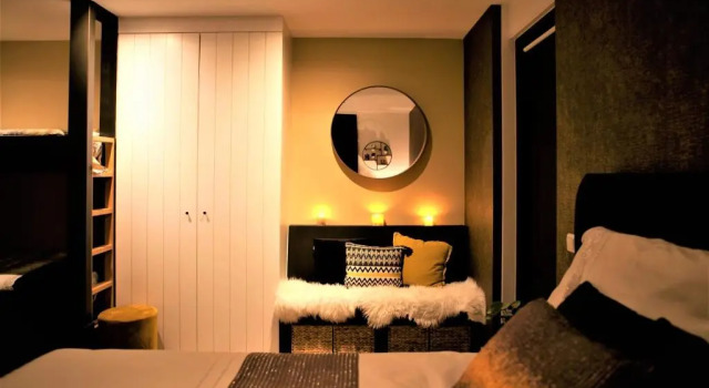 DreamZzz B&B Kaatsheuvel, Book Bed and Breakfast Hoteller i Noord-Brabant med pool, Swimmingpool