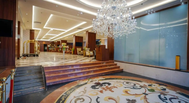 Sunday Harbour Gateway Jeddah Beach Formerly Vivid Plaza Hotel, Book Hotel Al Hamra 