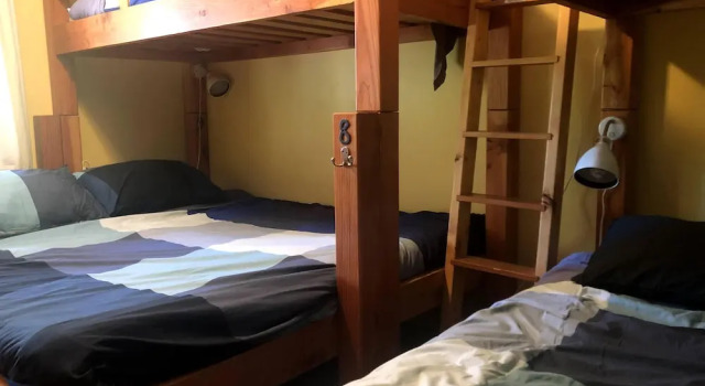 Up The Creek Backpacker's Lodge, Book Hostel / Vandrerhjem Hoteller i Sunshine Coast med parkering, Parkering