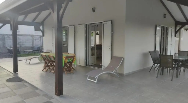 Коттедж Villa Glyciridia