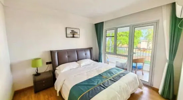 Семейный люкс Deluxe с 3 комнатами с видом на море Time Haicang Jun Hotel