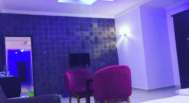 Номер Executive New Diamond Suites and Apartment Jos