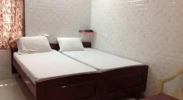 T V L Lodge, Book Hotel Guntur 