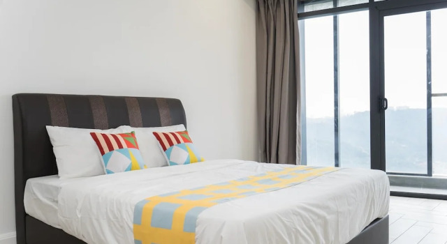 Апартаменты Classic OYO Home 44050 Essential Studio Empire Marriot