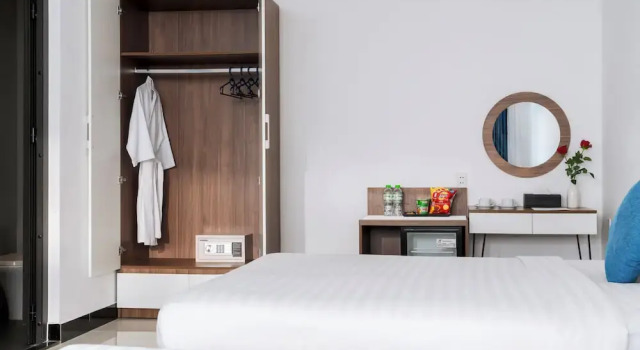 Семейный номер Deluxe с видом на бассейн Sunora Villa Hoi An