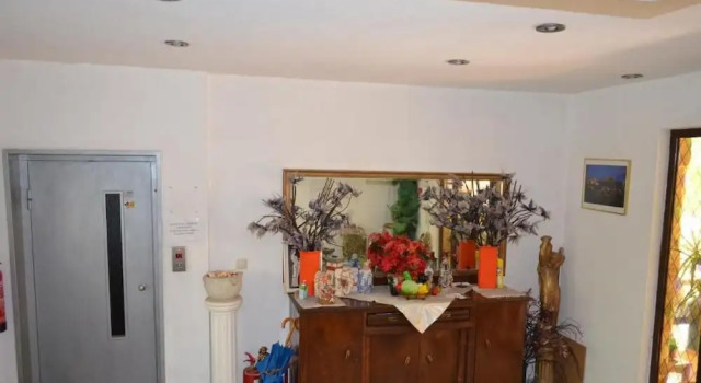 Apartments Zoumperi