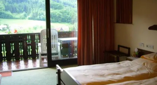 Pension Williams, Buchen Sie Hotel Busterbach Deutschland