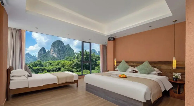 Riverside Bamboo Frest Hotel, Rezerwuj Hotel Hotele w Yangshuo z parkingiem, Parking