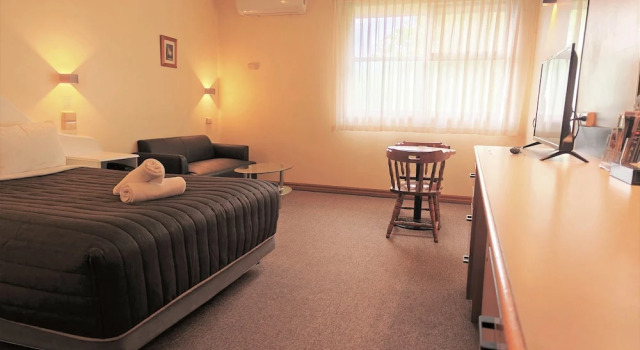 Номер Standard St Georges Motor Inn