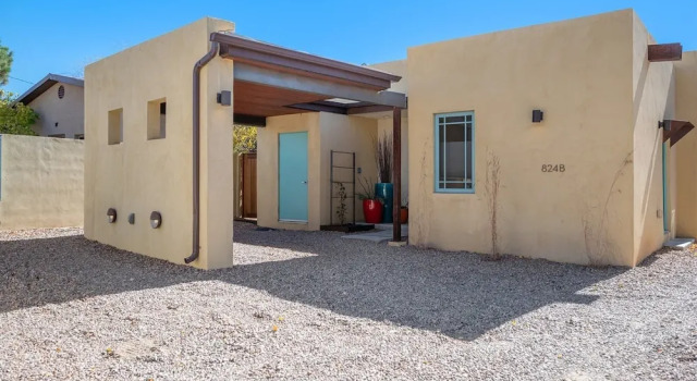 Коттедж Casa Godzilla - Atomic Style in the Heart of Santa Fe
