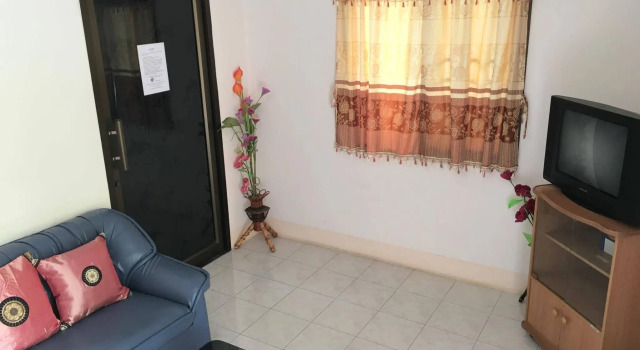 Pakasan Garden Home, Varaa Matkakoti Hotellit North-Eastern Thailand pysäköinnillä, Pysäköinti