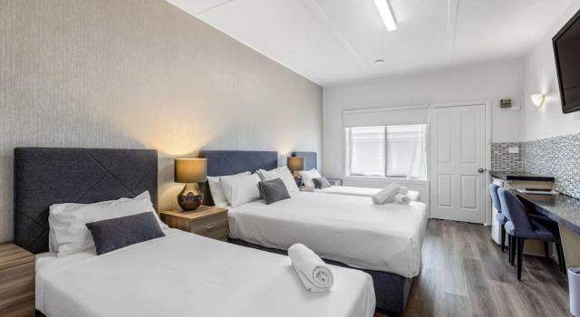 Семейный люкс Rosebud Motel