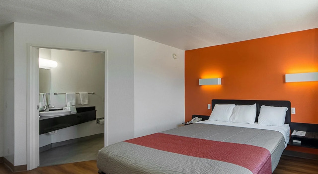 Двухместный номер Standard Motel 6-San Antonio, TX - Downtown - Alamo Dome