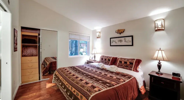 16GS - Hot Tub - BBQ - Pets Ok - Sleeps 2, Buchen Sie Hotel Deming Washington (state)
