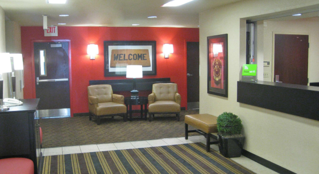 Extended Stay America - Pensacola - University Mall, Book Hotel Hoteller i Ferry Pass med parkering, Parkering