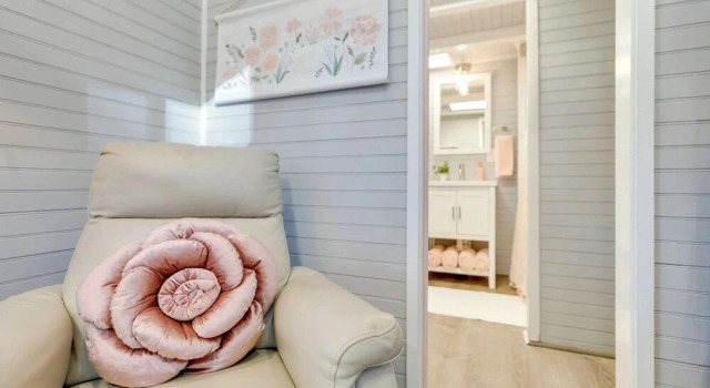 Adorable Tiny Home w/ Mtn Views in Woodland Park!