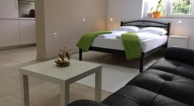 Studio Apartment Cindra, Book Lejlighed Hoteller i Karlovac county med parkering, Parkering