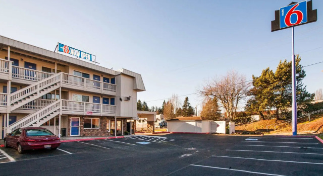Motel 6-Bremerton, WA, Забронировать Мотель Бремертон штат Вашингтон