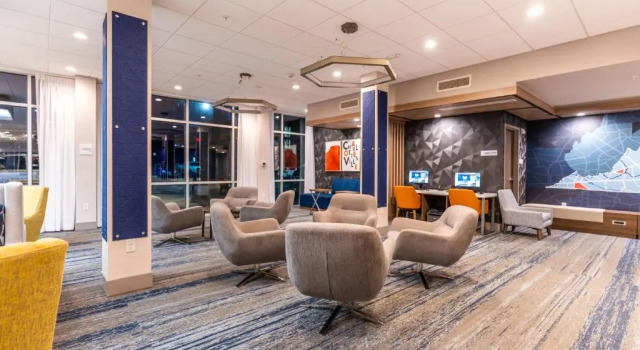 Номер Standard Holiday Inn Express & Suites Charlottesville by IHG
