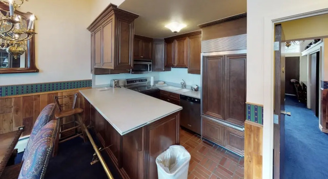Четырёхместный номер Standard Manor Vail Lodge