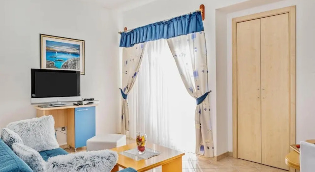 Barun Apartments - One Bedroom Apartment With Terrace and Sea View, Забронировать Апартаменты/квартира Апартаменты Шибеник, рядом с Аквапарк Solaris, Апартаменты/квартира