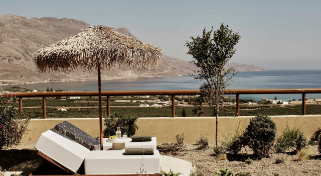 Люкс Deluxe с частичным видом на море Tella Thera, a Member of Design Hotels