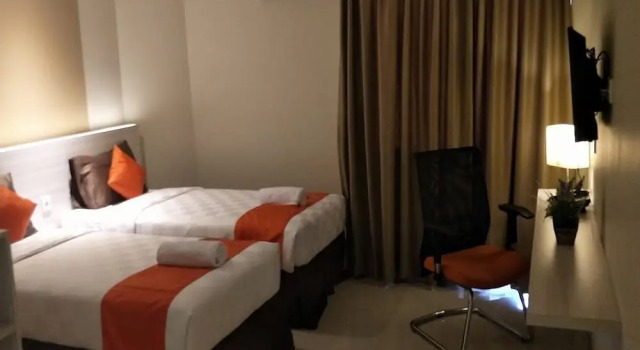 Номер Business с балконом The Gloria Suites Grogol