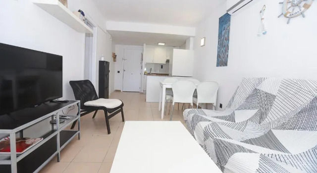Cat 92 - 112, Varaa Hotelli Hotellit Tarragonès uima-altaalla, Uima-allas