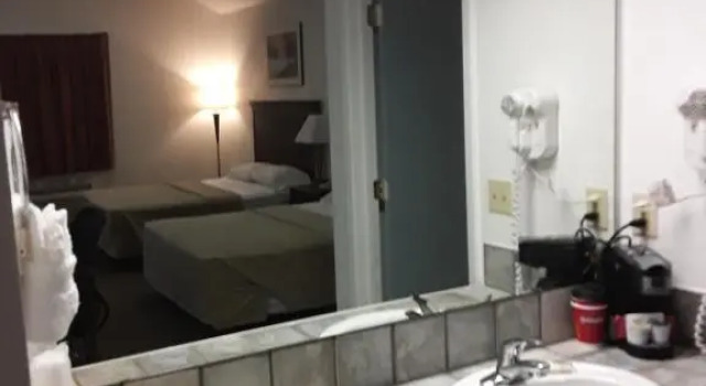 Четырёхместный люкс Italy Inn