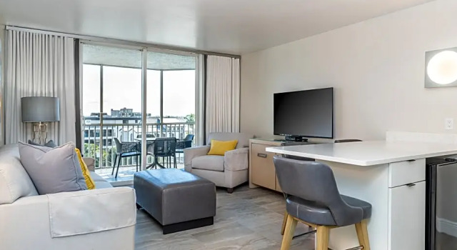 Номер Deluxe c 1 комнатой рядом с пляжем Diamond Head Beach Resort