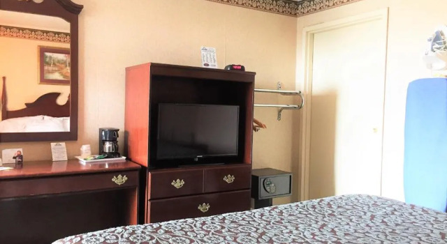 Номер Standard Days Inn by Wyndham Tannersville