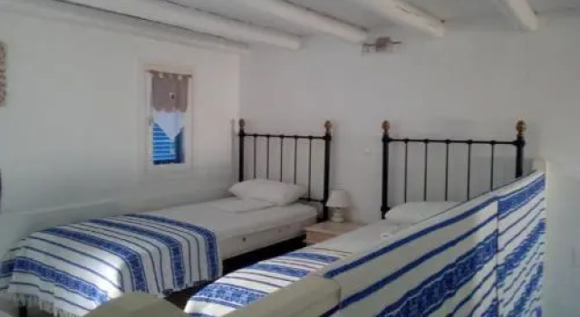 Holiday Home 2 Bedrooms 1 Bathroom - Paros