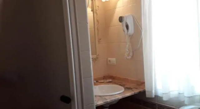 Номер Standard Pension Doña Trinidad