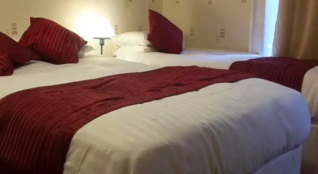 Трёхместный номер Standard The Garth Hotel