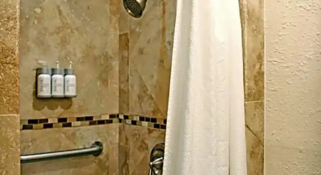 Двухместный номер Standard с балконом Sierra Mountain Inn