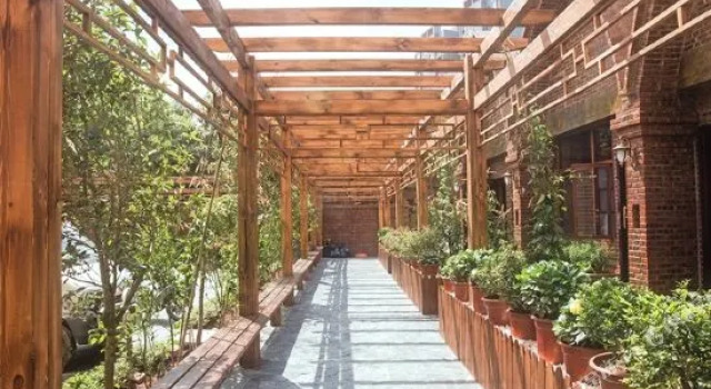 Pujin Garden Hot Spring Hotel (Mile Huquan), Book Hotel Hoteller og overnatningssteder i Miyang, Hotel