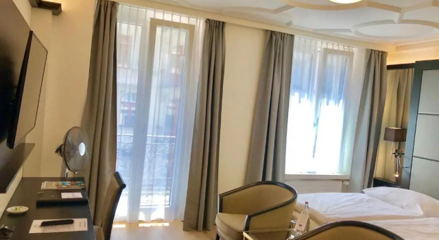 Двухместный номер Deluxe Hotel Alpina Luzern