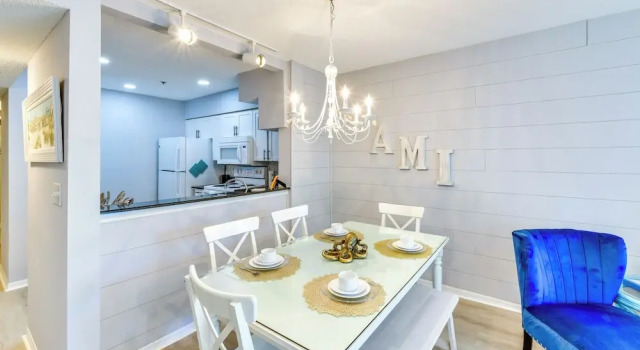 Walk to Beach: Home w/ Porch on Anna Maria Island!