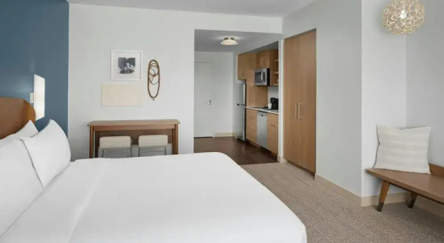 Suite Element Calgary Downtown