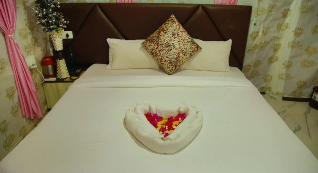 Hoa Resorts, Rezervovat Hotel Shivpuri Uttarakhand