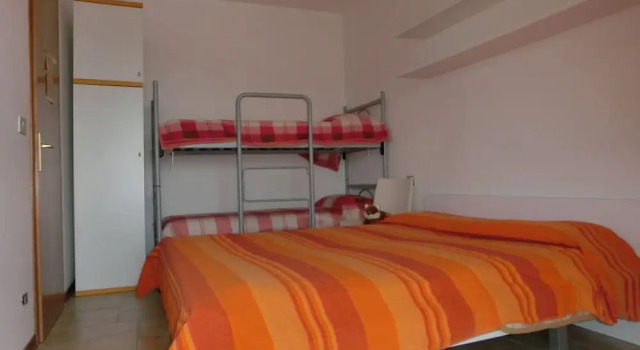 Апартаменты Welcoming Seaside Flat Ideal for 5 Guests