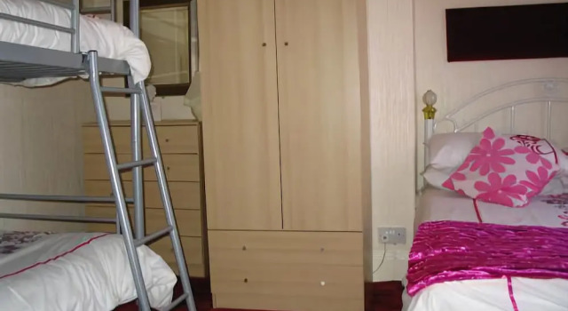 Kirkstead Guest House, Забронировать Гостевой дом Отели Блэкпул с завтраком, рядом с Конференц-центр Winter Gardens, Завтраки