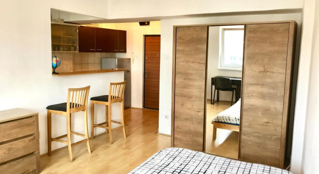 Cozy studio in the center of Cluj, Varaa Hotelli Cluj-Napoca 
