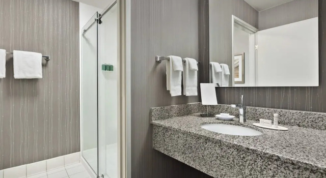 Люкс Courtyard by Marriott San Jose South/Morgan Hill