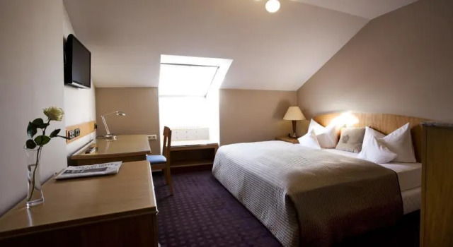 Golf- Und Landhotel Haghof, Varaa Hotelli Hotellit Baijeri pysäköinnillä, Pysäköinti