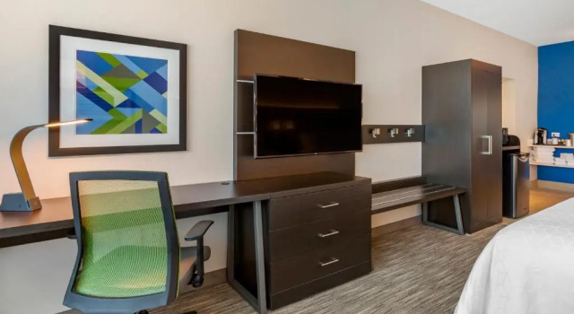 Номер Premium Holiday Inn Express & Suites - Phoenix Dwtn - State Capitol by IHG
