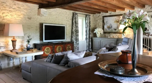 La Ferme Blanche, Rezervasyon Otel Cussay havuzlu oteller, Yüzme Havuzu